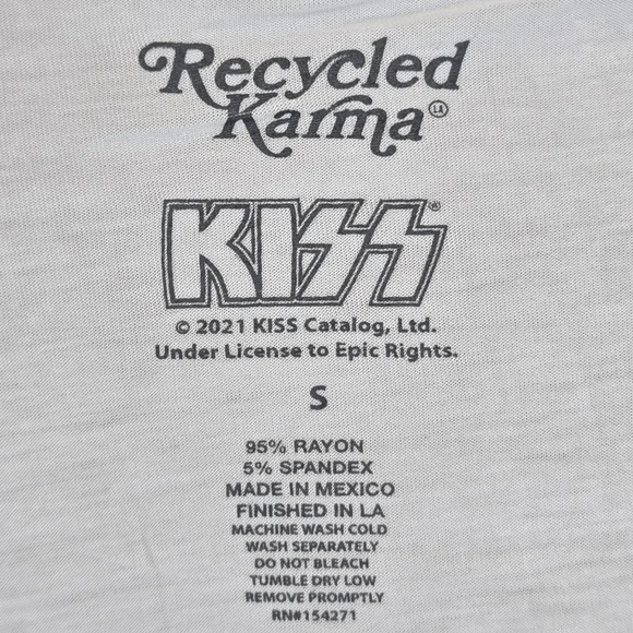 NWOT Recycled Karma Kiss tee - Picture 3 of 7